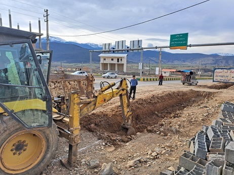  فاز 2 پروژه کانال دفع آبهای سطحی بلوار امام رضا(ع) شهر پول آغاز شد+فیلم