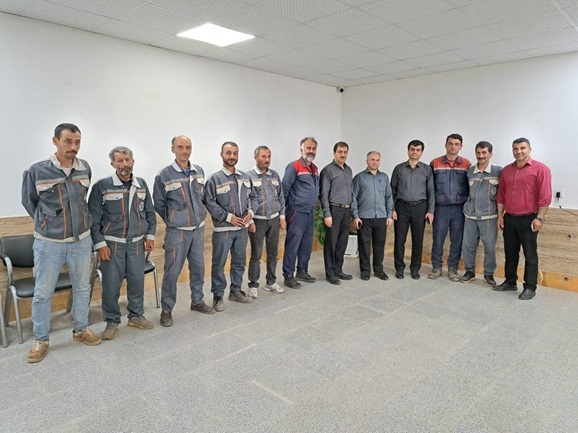 تقدیر از کارکنان شهرداری پول به مناسبت روز جهانی کارگر